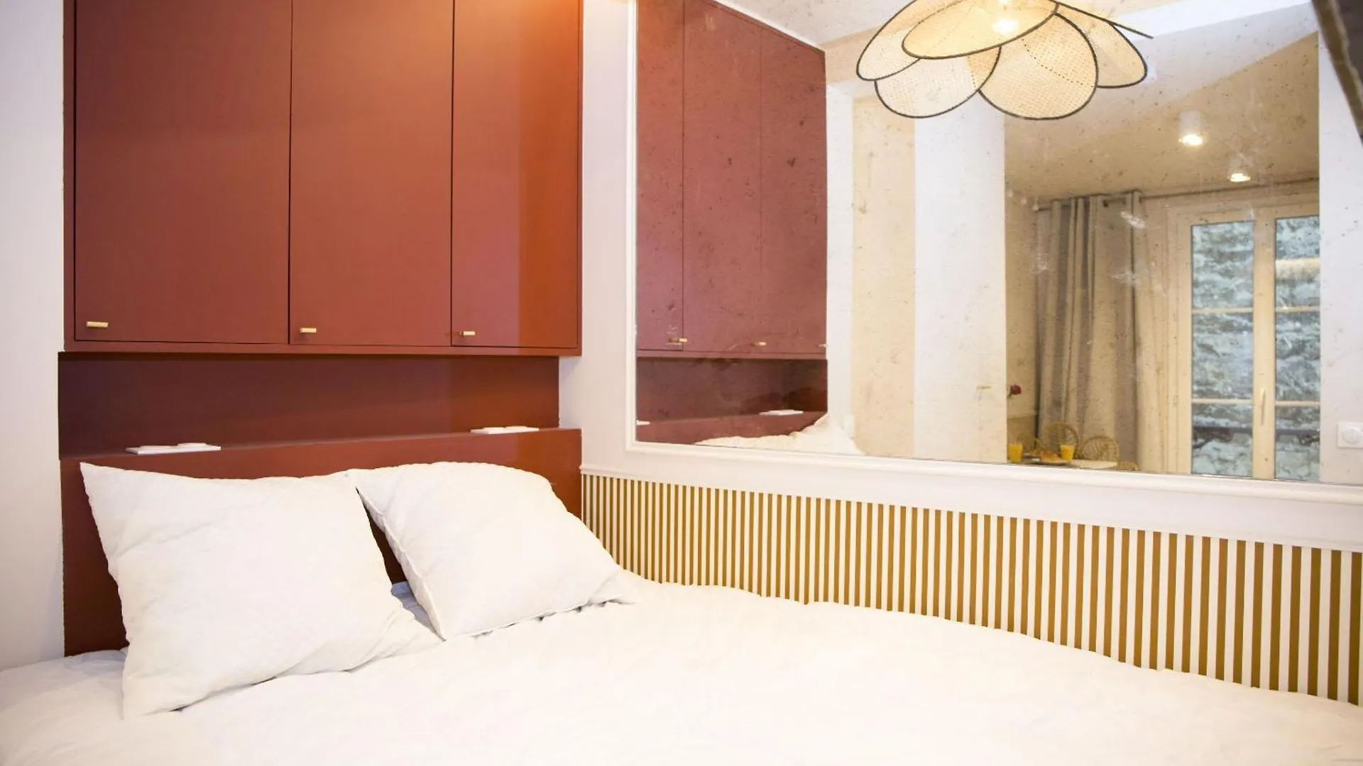 Studio Fonctionnel Et Moderne Place Clichy - 2P Paris