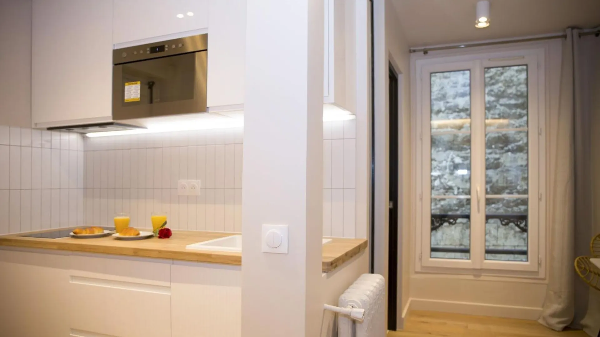 Studio Fonctionnel Et Moderne Place Clichy - 2P Paris Apartment